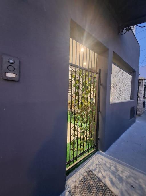 Flower'S House Di Doris Simone Bari Exterior photo
